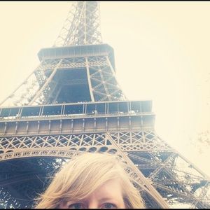 Meet your Posher, Laura